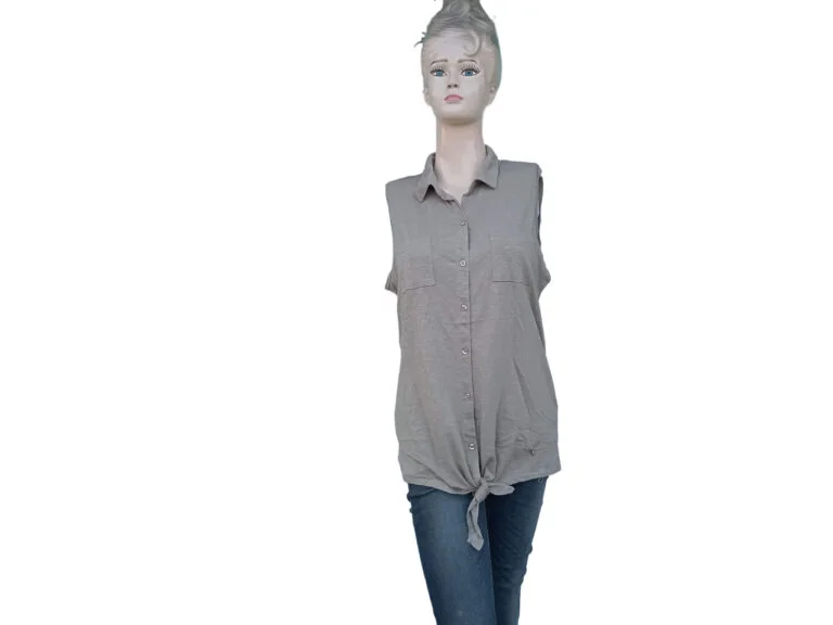 ladies-sleeveless-soft-cotton-shirt