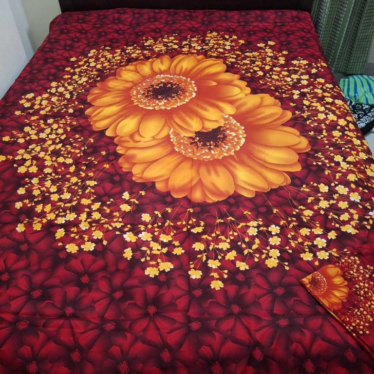 Maroon-color-flower-print-bedsheet